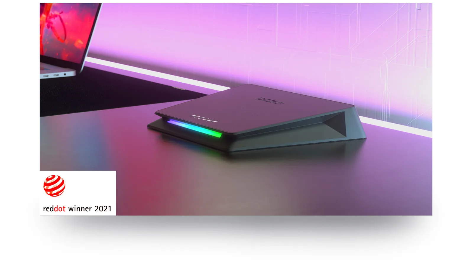 رسم توضيحي للاستمتاع باتصال Ethernet سلكي موثوق بسرعة 10 Gigabit في DMS-106XT